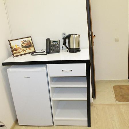 Tempus Hotel-Hostel Jerevan Buitenkant foto